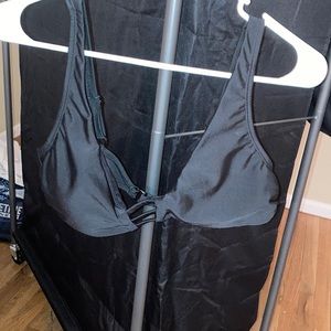 NEVER WORN bikini